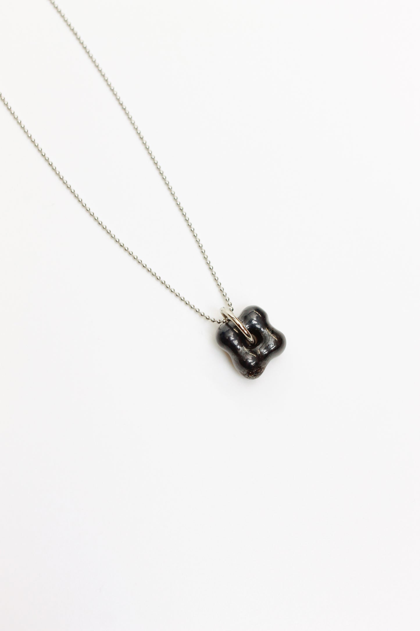 HABA PENDANT BACK
