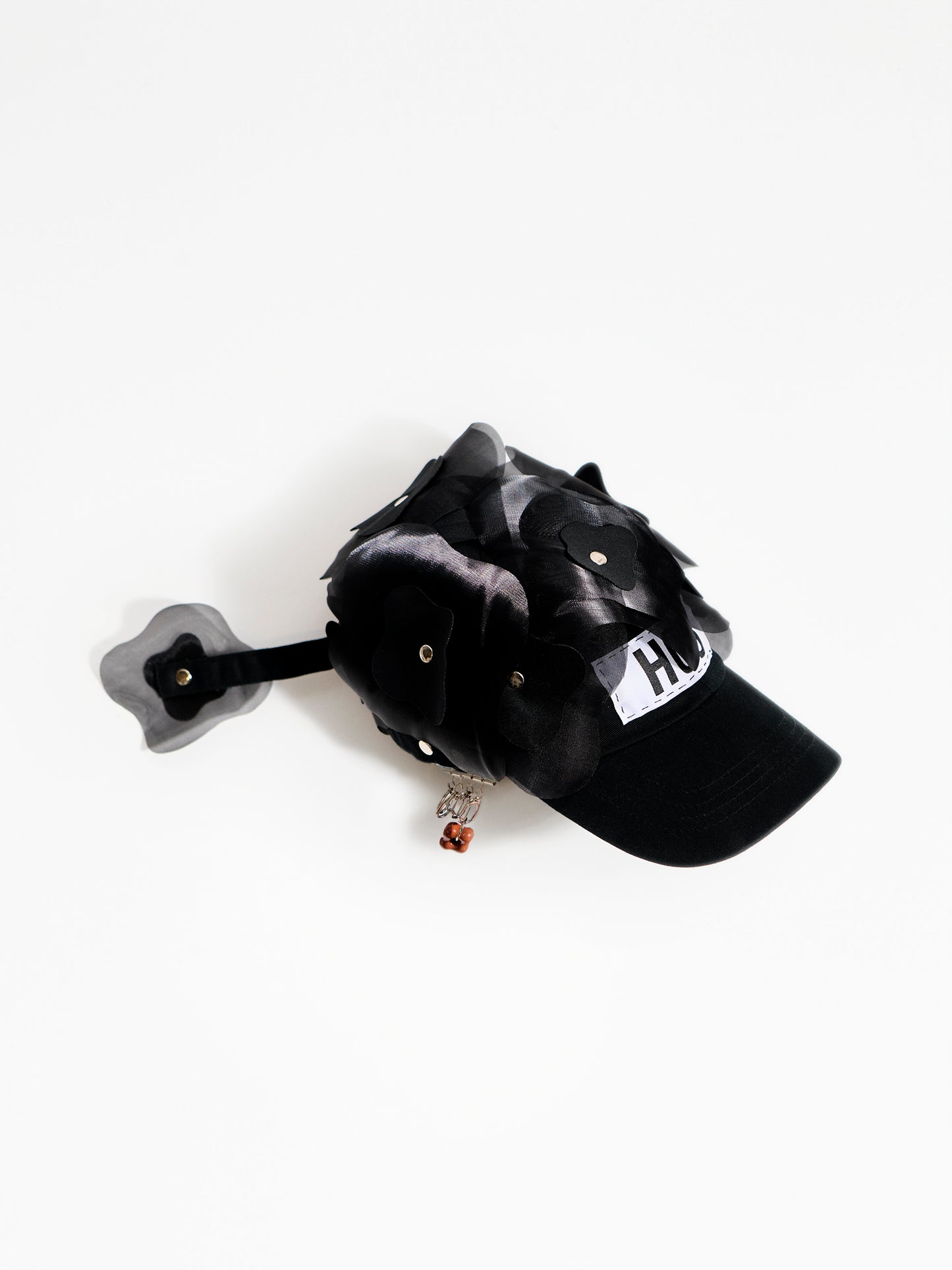GORRA LAU