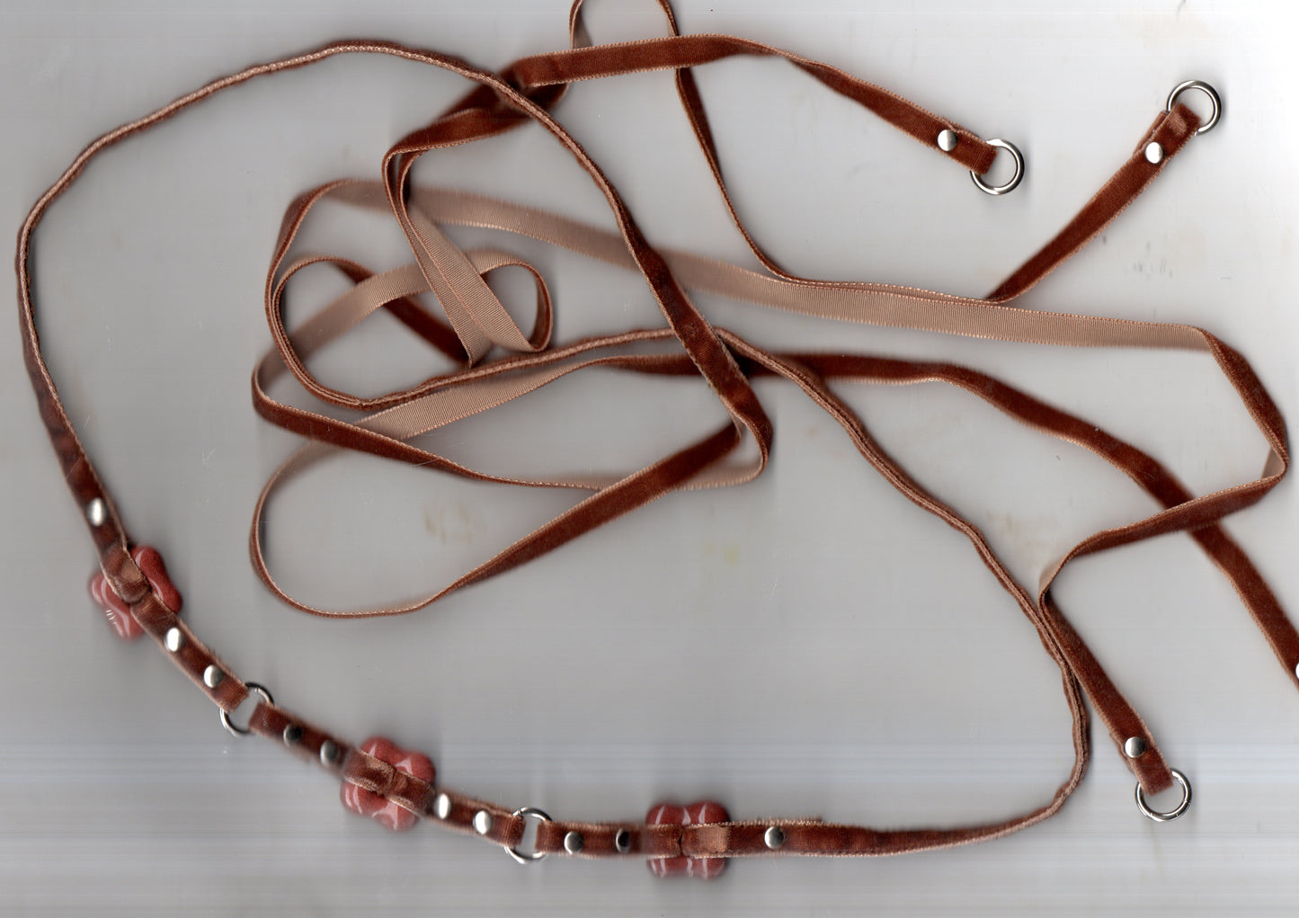 VIKA Choker